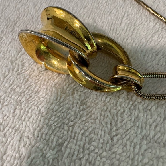 Vintage Monet Gold-Tone Pendant Necklace - Sculptural Statement Piece - Picture 6 of 10